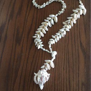 Handmade "boho" necklace small sea shells
